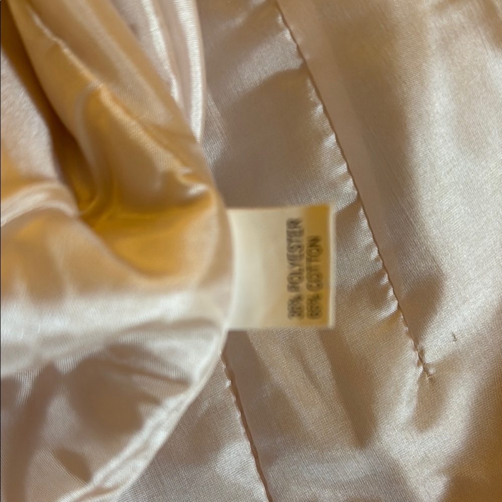 Elegant Gold Women's Jacket - Picture 3 of 4